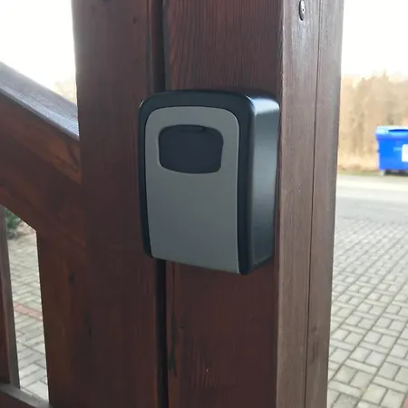 812_nova Pec